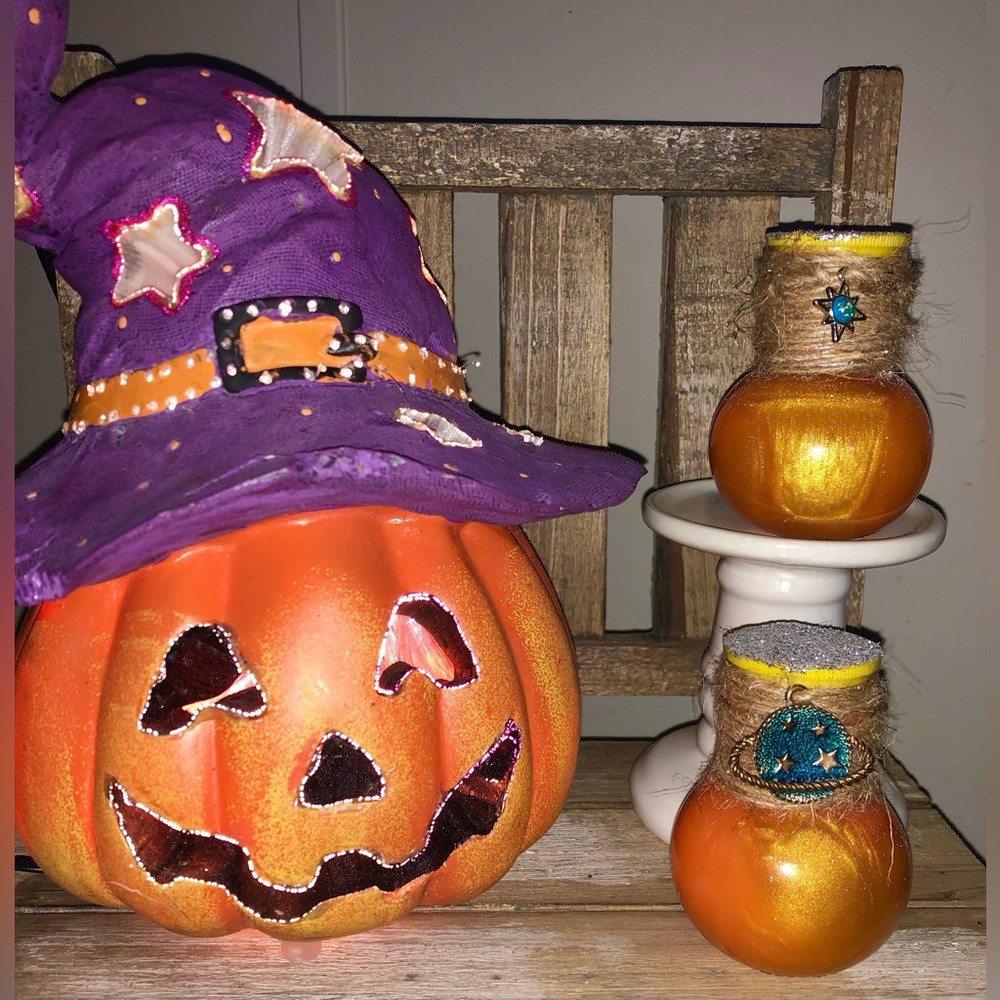 🔮 2X HANDMADE GOLDEN POTION BOTTLES 🔮